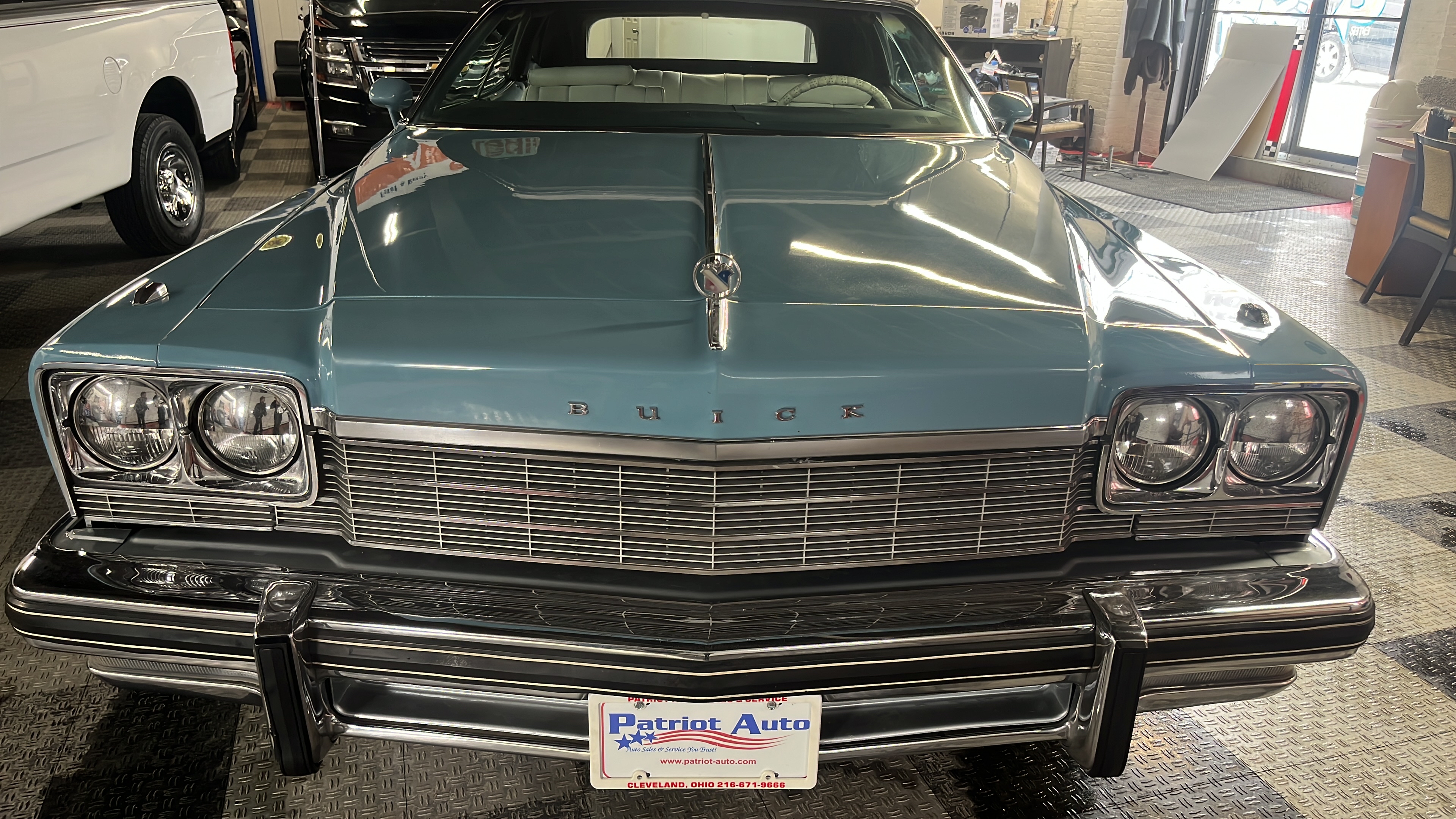 Photo 2 of 1975 BUICK LESABRE CONVERTABLE