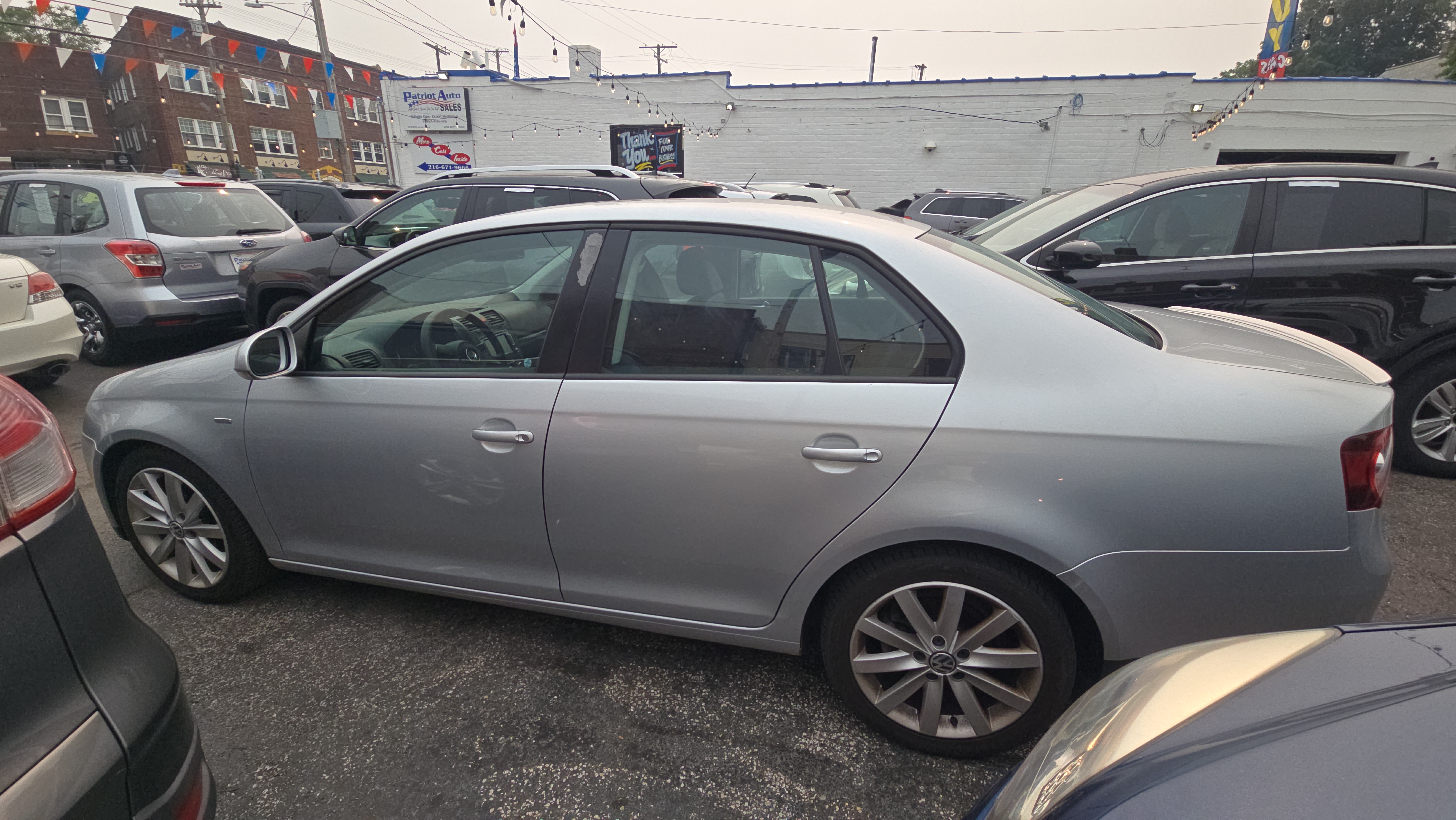 Photo 2 of 2010 Volkswagen Jetta Wolfsburg Edition PZEV