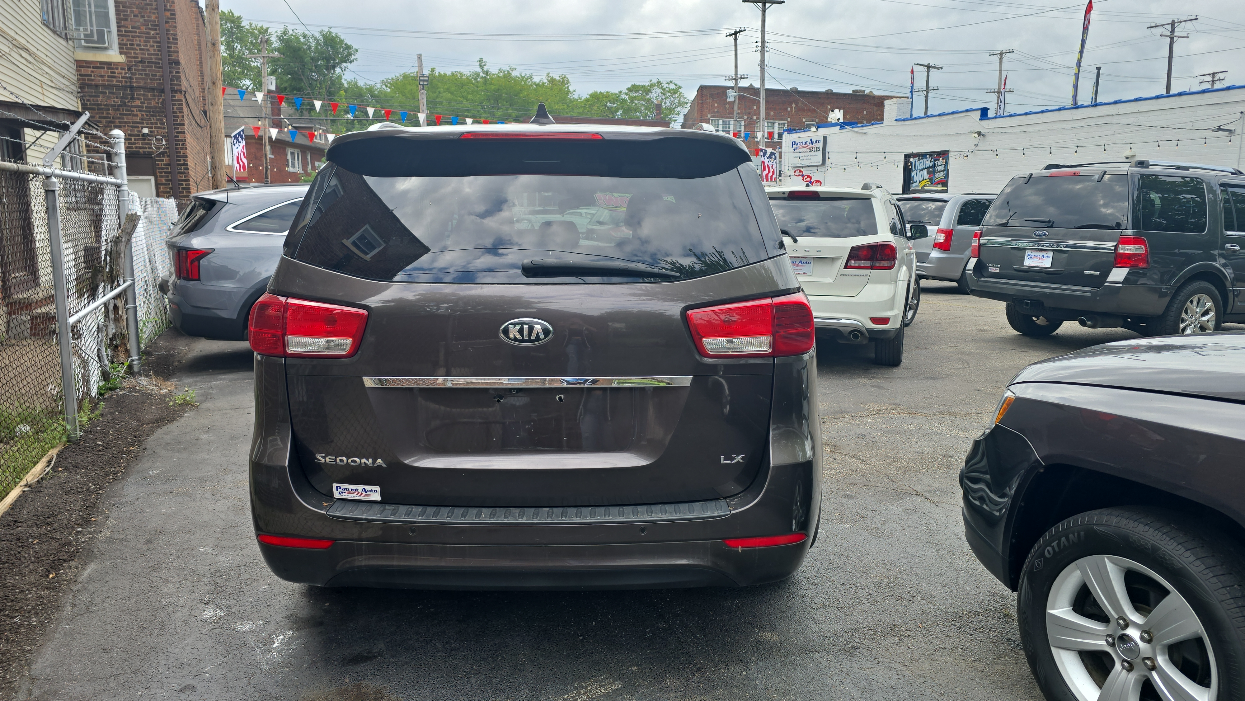 Photo 4 of 2016 Kia Sedona LX
